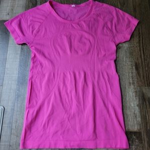 Sonic Pink Lululemon Swiftly Tech Short Sleeve